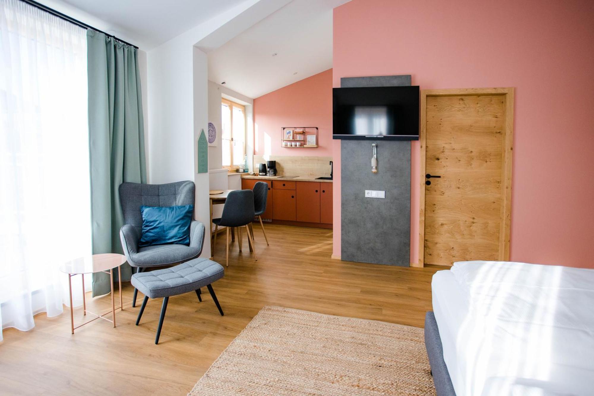 Stadthotel Freilassing Esterno foto