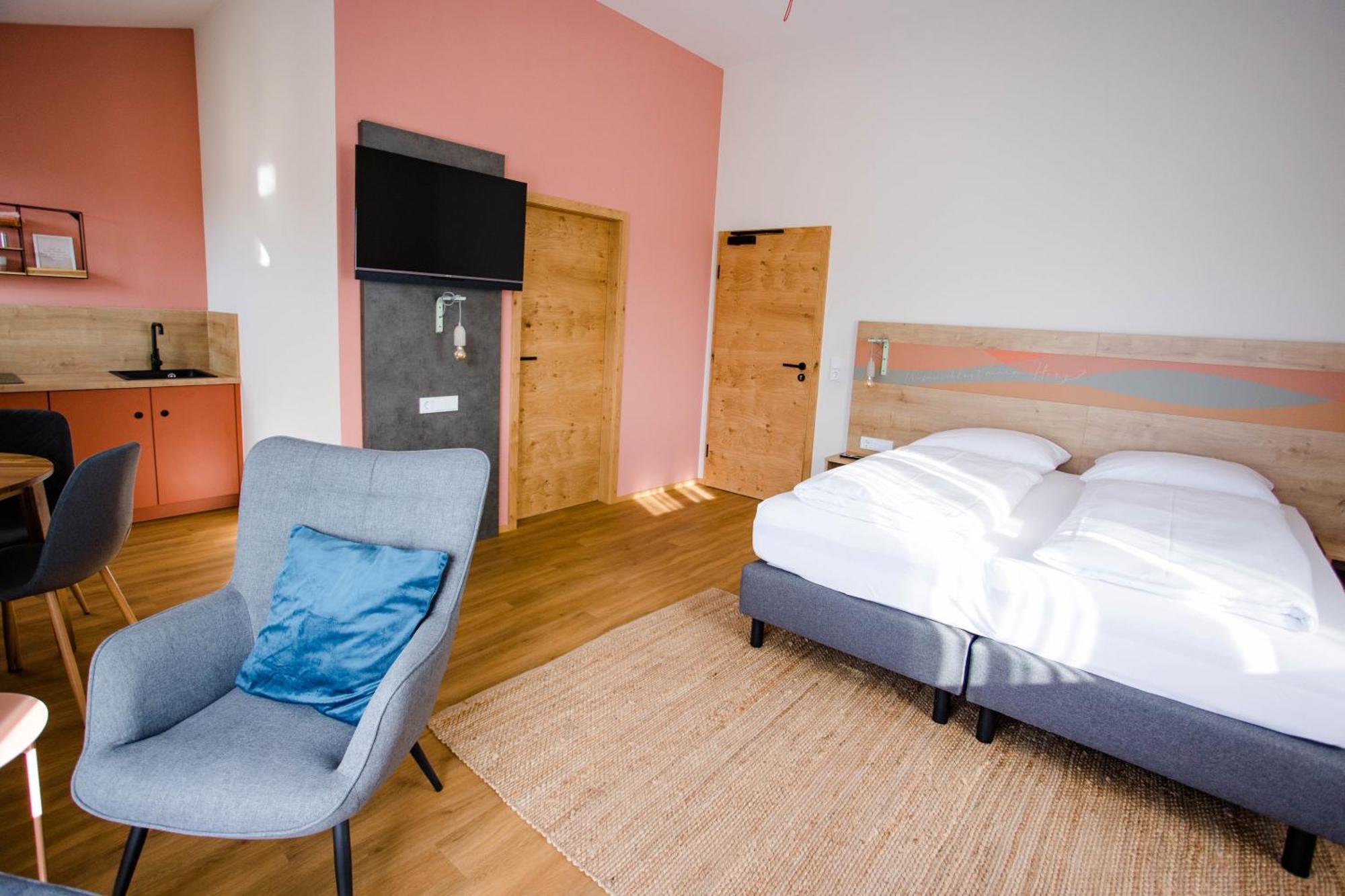 Stadthotel Freilassing Esterno foto