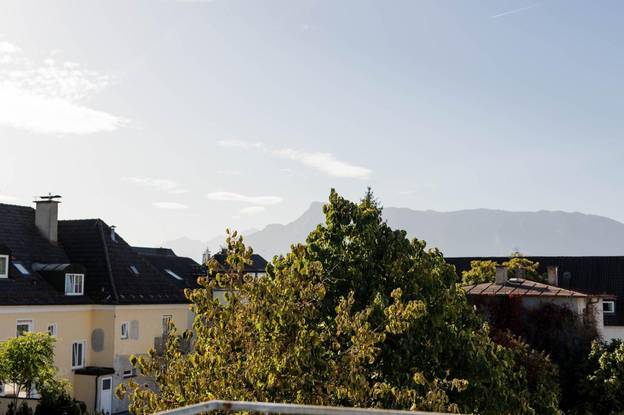 Stadthotel Freilassing Esterno foto